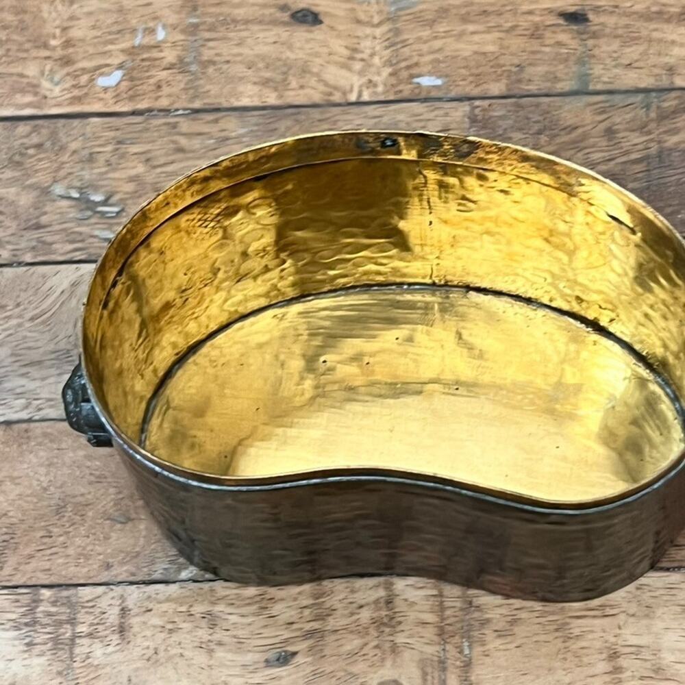 Vintage Hammered Brass Planter 6" Small Rose Emblems - Picture 4 of 11